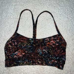 Lululemon Flow Y Nulu sports bra